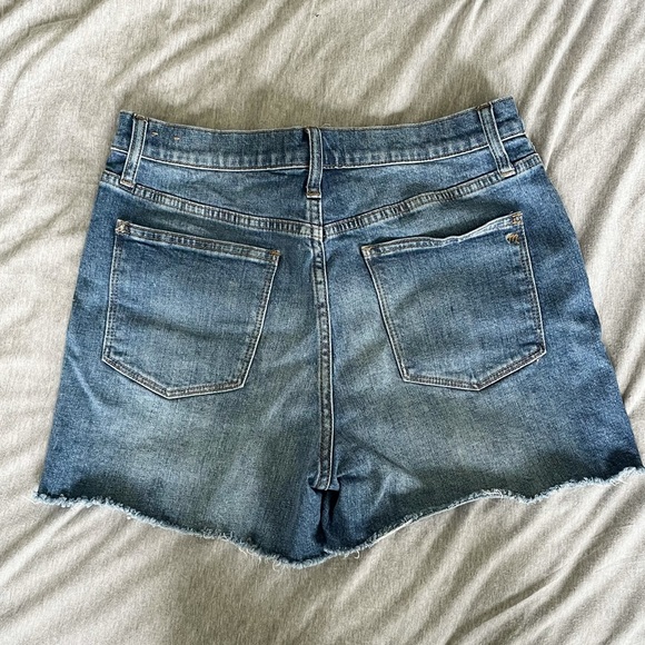 Madewell High Rise Jean Shorts - Picture 5 of 6